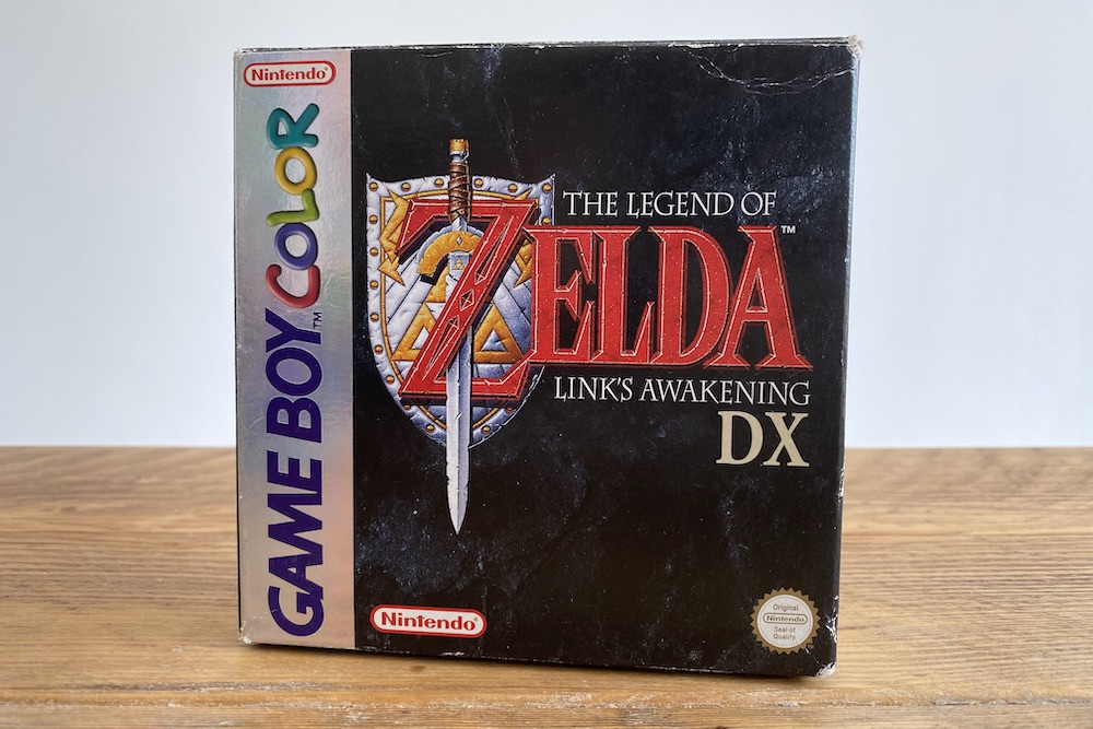 The Legend of Zelda Links Awakening DX Box Game Boy Colour